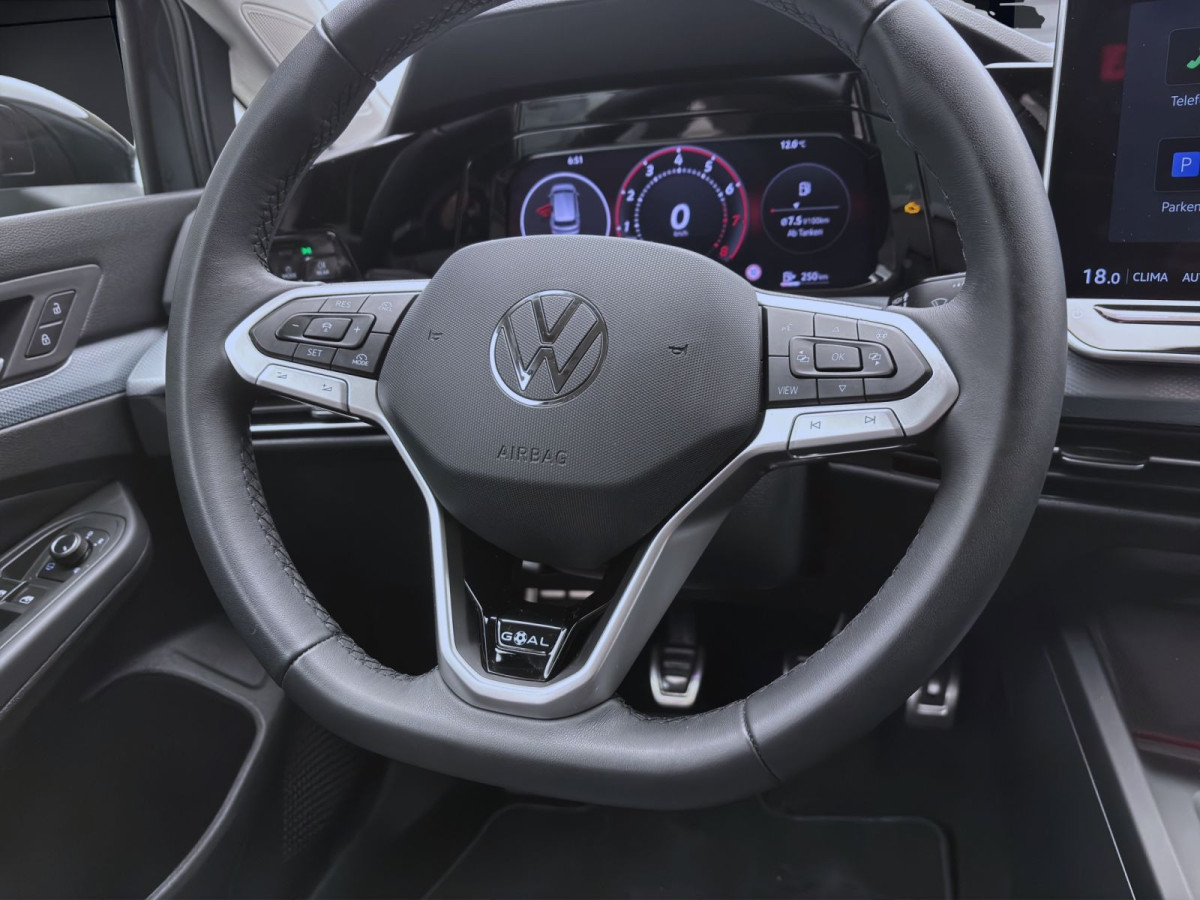 Thumb 11: Volkswagen Golf 1.5 TSI GOAL AHK NAVI KAMERA SITZHZG