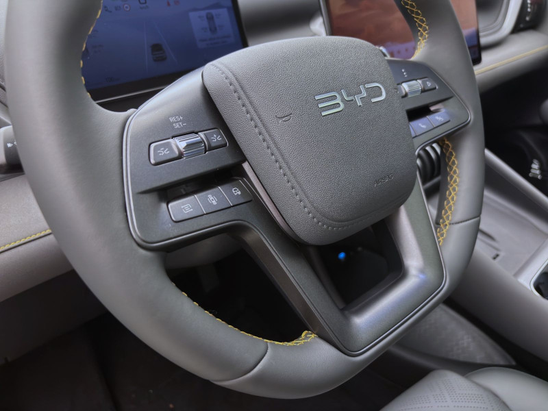 Bild 17: BYD ATTO 3 EVO EXCELLENCE PANO NAVI ACC KLIMA SHZG