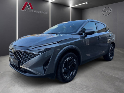 Automodell: Qashqai in der Farbe grau