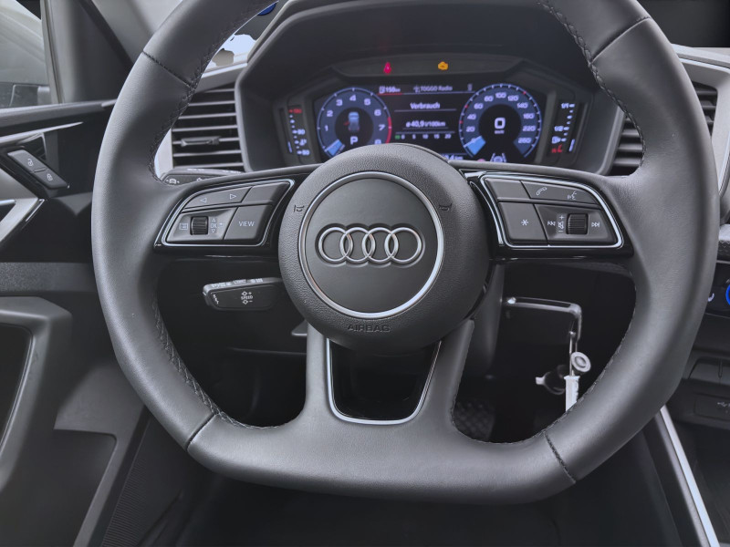 Bild 11: Audi A1 Sportback 25 TFSI S LINE SITZHZG PDC KLIMA