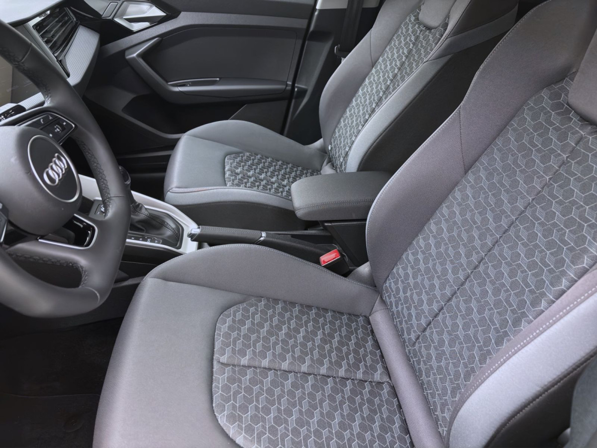 Thumb 8: Audi A1 Sportback 25 TFSI S LINE SITZHZG PDC KLIMA