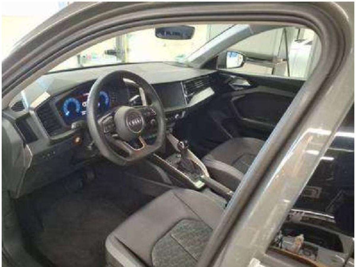 Thumb 2: Audi A1 Sportback 25 TFSI S LINE PDC SITZHZG KLIMA LED