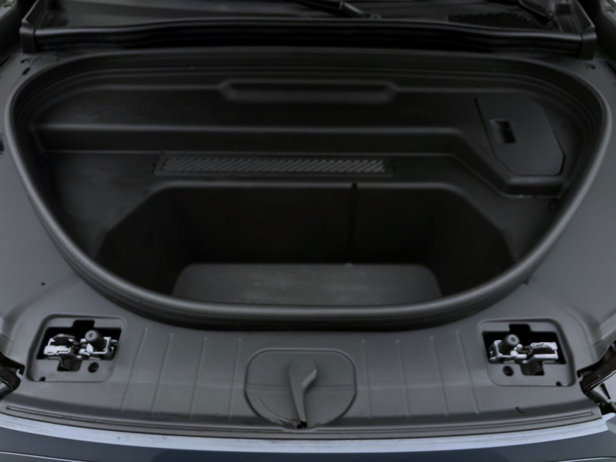 Thumb 17: Audi Q6 e-tron AHK KAMERA SITZHZG PDC LED