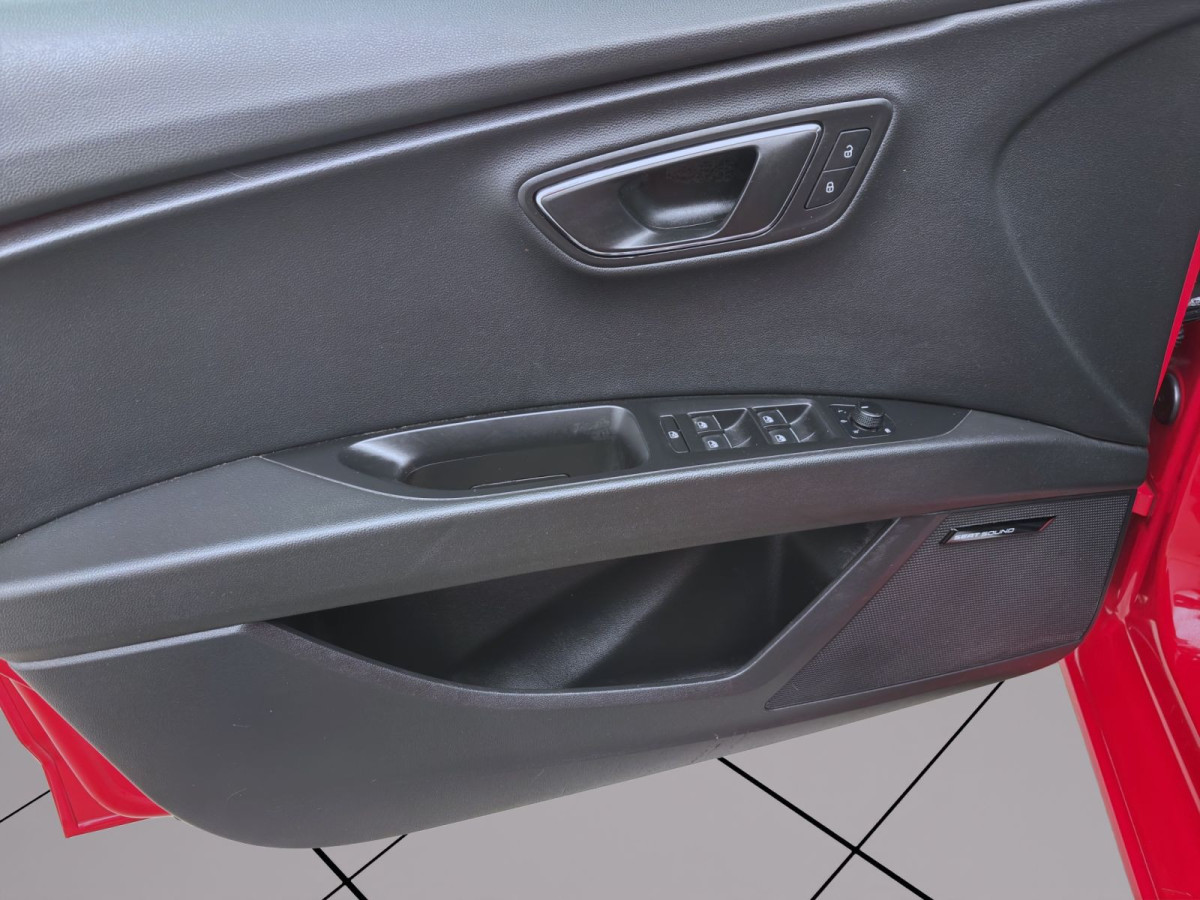 Thumb 9: Seat Leon 1.4 TSI FR PANO NAVI LED SITZHZG