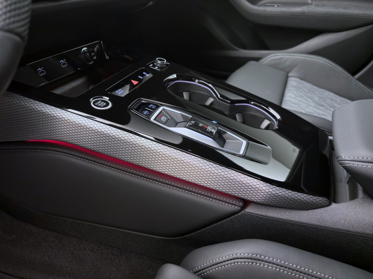 Thumb 13: Audi A5 Avant TDI Q S LINE AHK HUD LM20 MEMORY