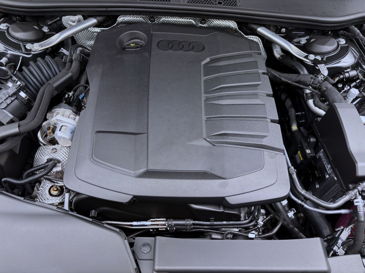 Thumb 17: Audi A5 Avant TDI Q S LINE AHK HUD LM20 MEMORY