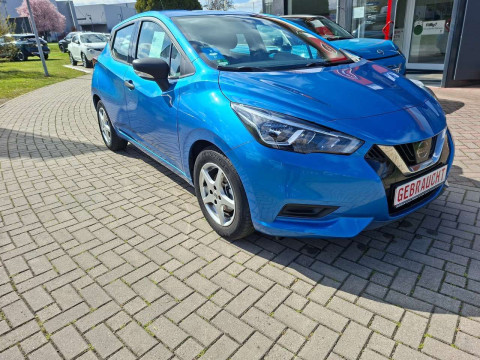 Automodell: Micra in der Farbe blau