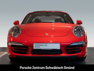 Fahrzeugbild eines Porsche 991 in rot.