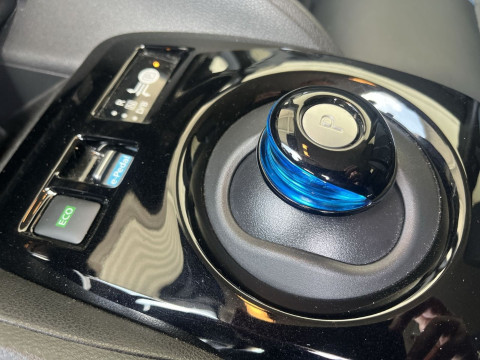 Ansicht 18 - Gebrauchtwagen Fahrzeug, Modell Leaf der Marke Nissan von Verkäufer Mattern GmbH