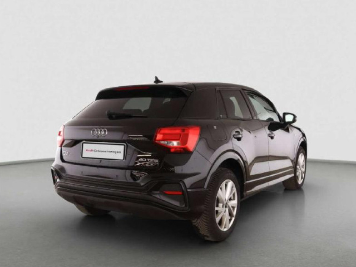 Thumb 1: Audi Q2 40 TFSI Q S LINE AHK NAVI PDC LED