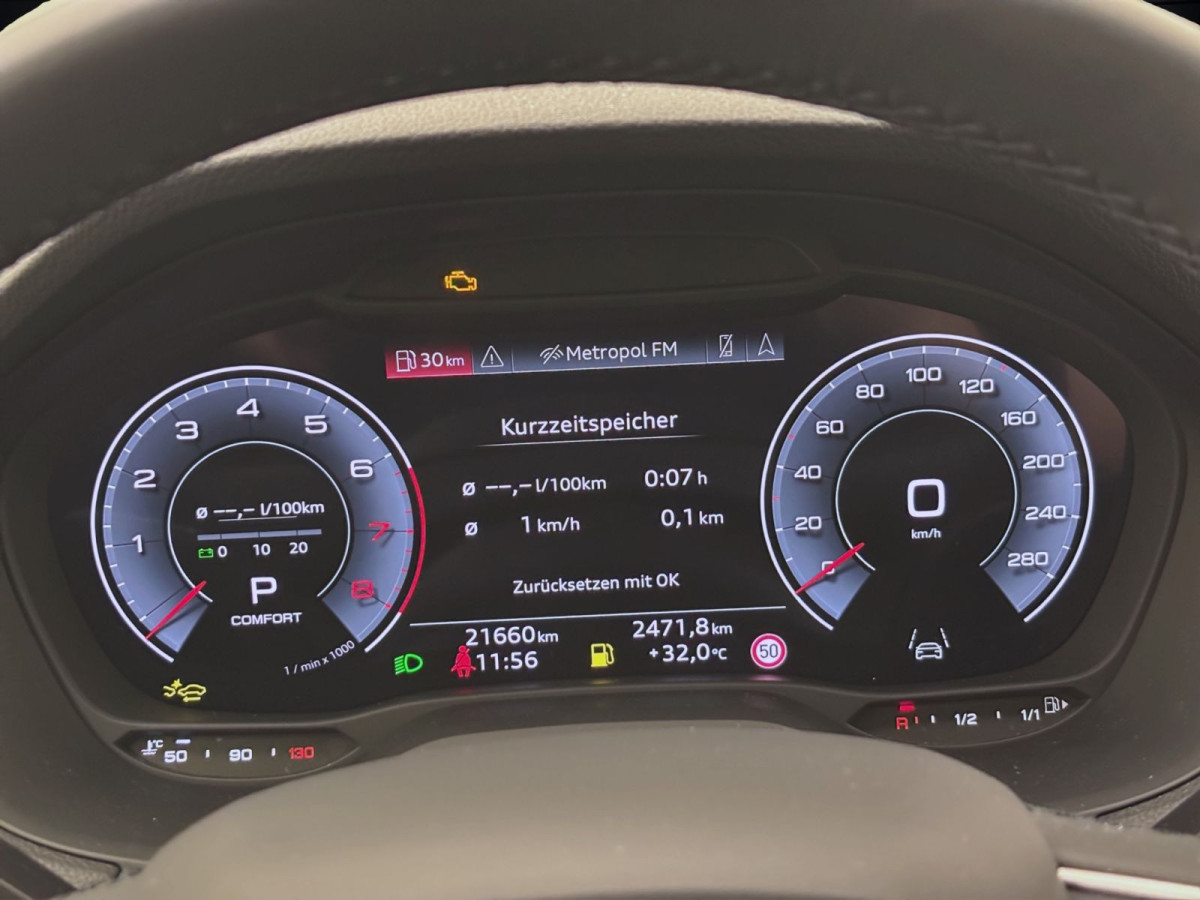 Thumb 12: Audi Q2 40 TFSI Q S LINE AHK NAVI PDC SITZHZG