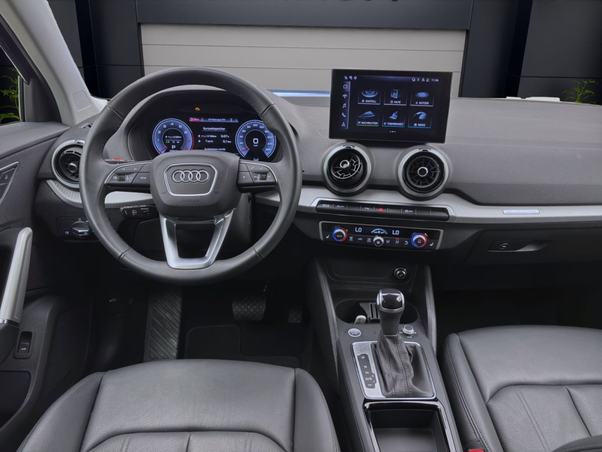 Thumb 13: Audi Q2 40 TFSI Q S LINE AHK NAVI PDC SITZHZG