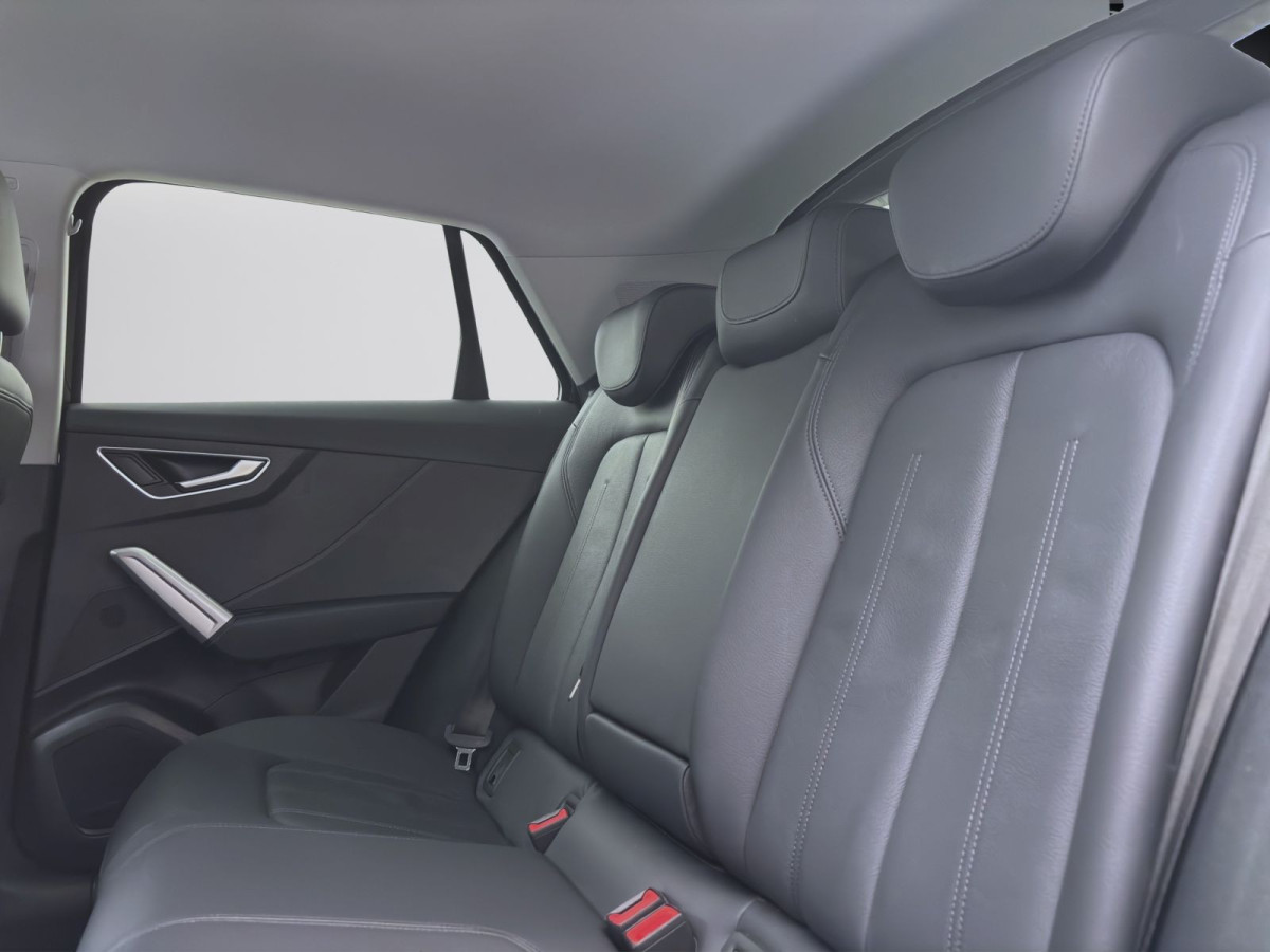 Thumb 15: Audi Q2 40 TFSI Q S LINE AHK NAVI PDC SITZHZG