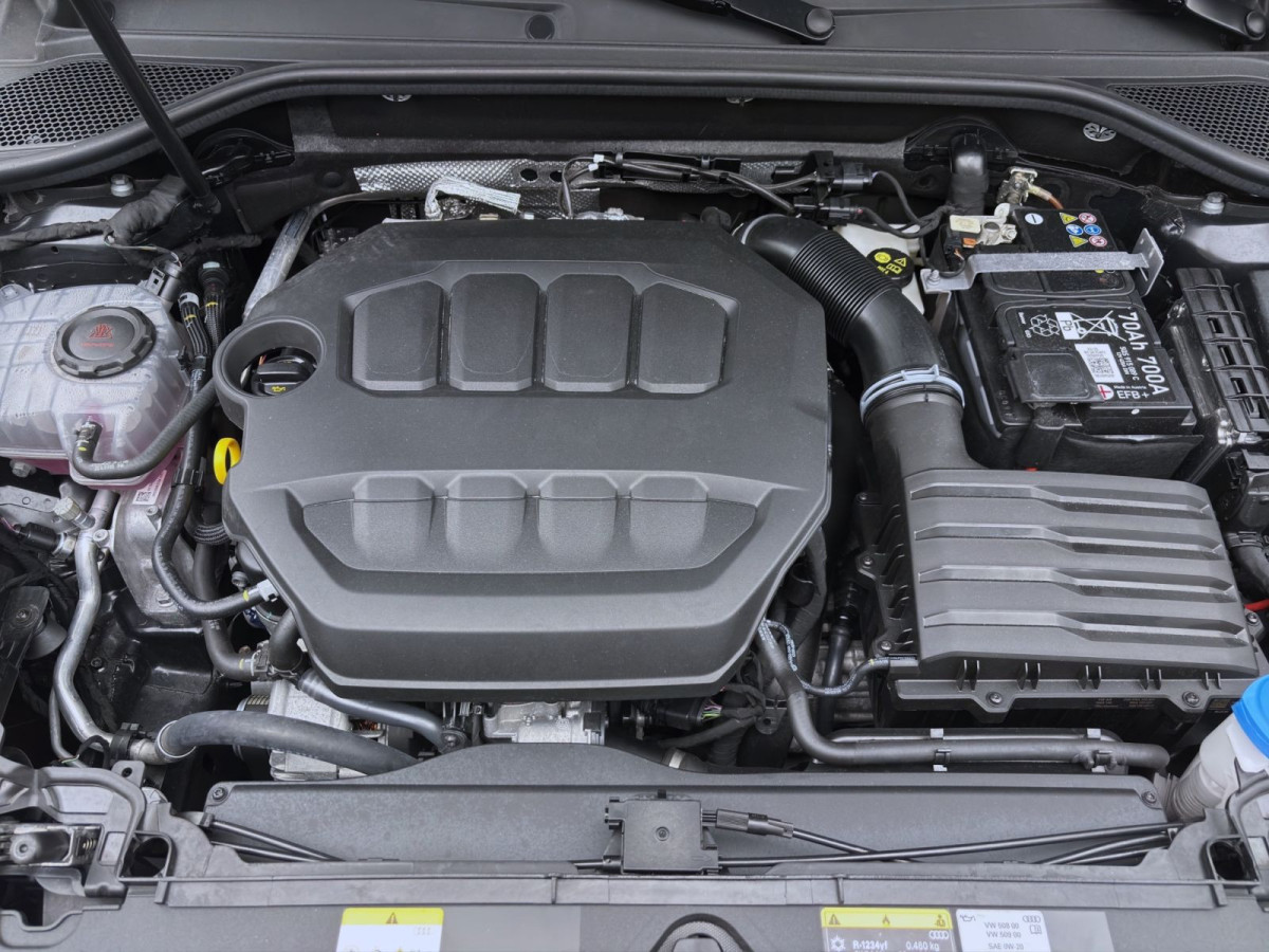 Thumb 17: Audi Q2 40 TFSI Q S LINE AHK NAVI PDC SITZHZG