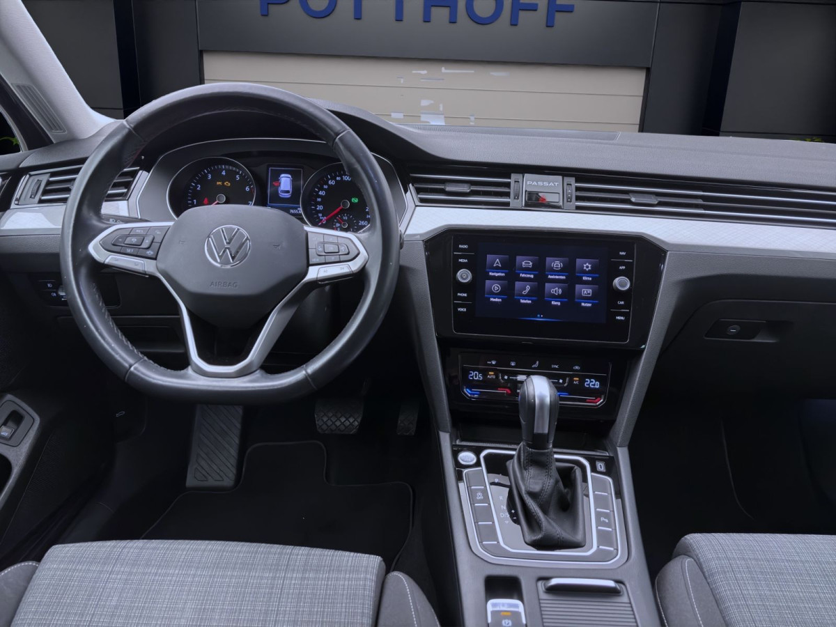 Thumb 12: Volkswagen Passat Variant 1.5 TSI DSG BUSINESS AHK NAVI SITZHZG PDC