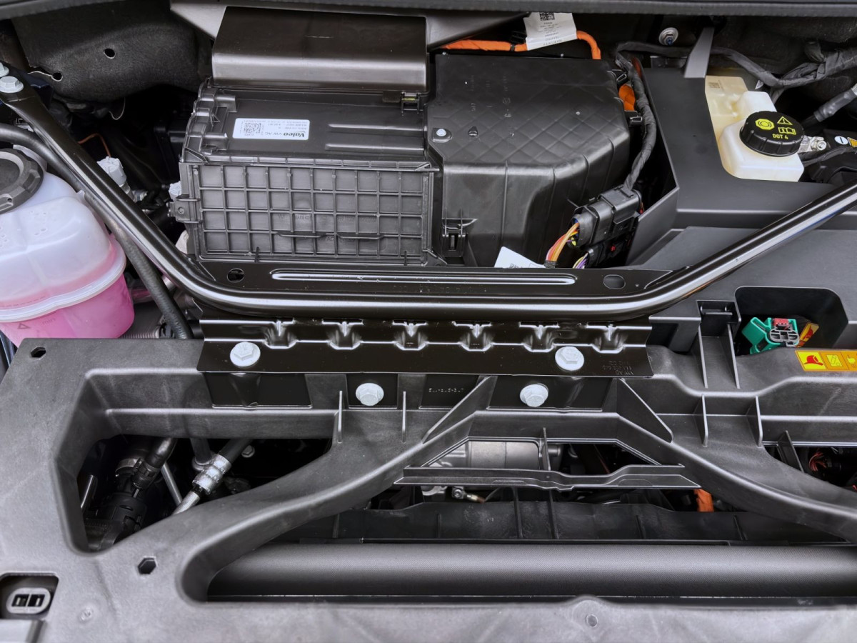 Thumb 17: Škoda ELROQ 60 CLEVER NAV KAM pACC LED SHZ 19" SMARTL