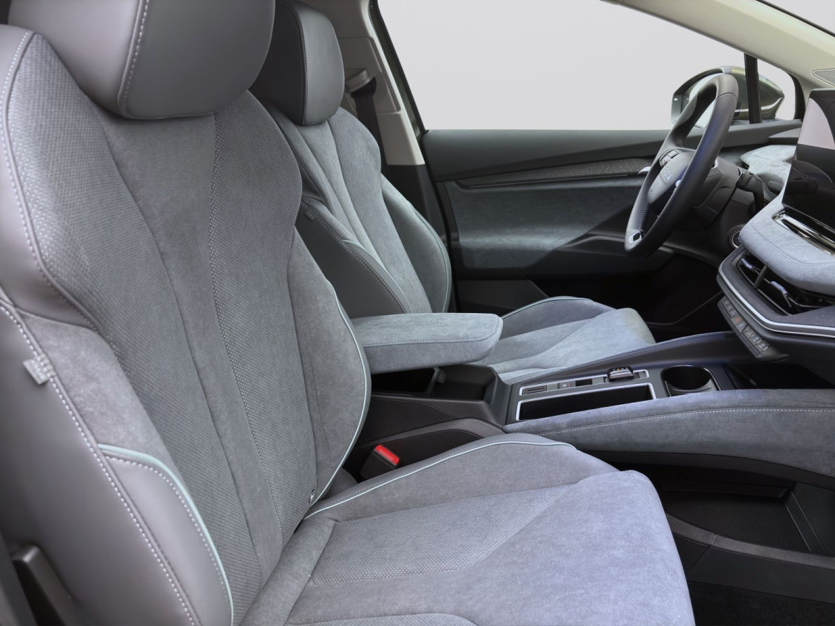 Thumb 15: Škoda ENYAQ 60 CLEVER AHK NAV KAM LED pACC 20" WINTER SMARTL