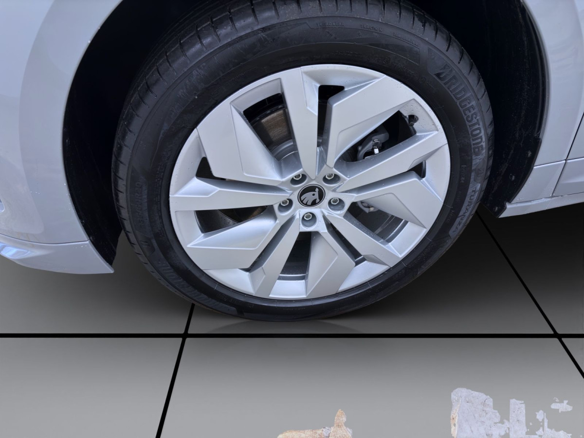 Thumb 7: Škoda ENYAQ 60 CLEVER AHK NAV KAM LED pACC 20" WINTER SMARTL