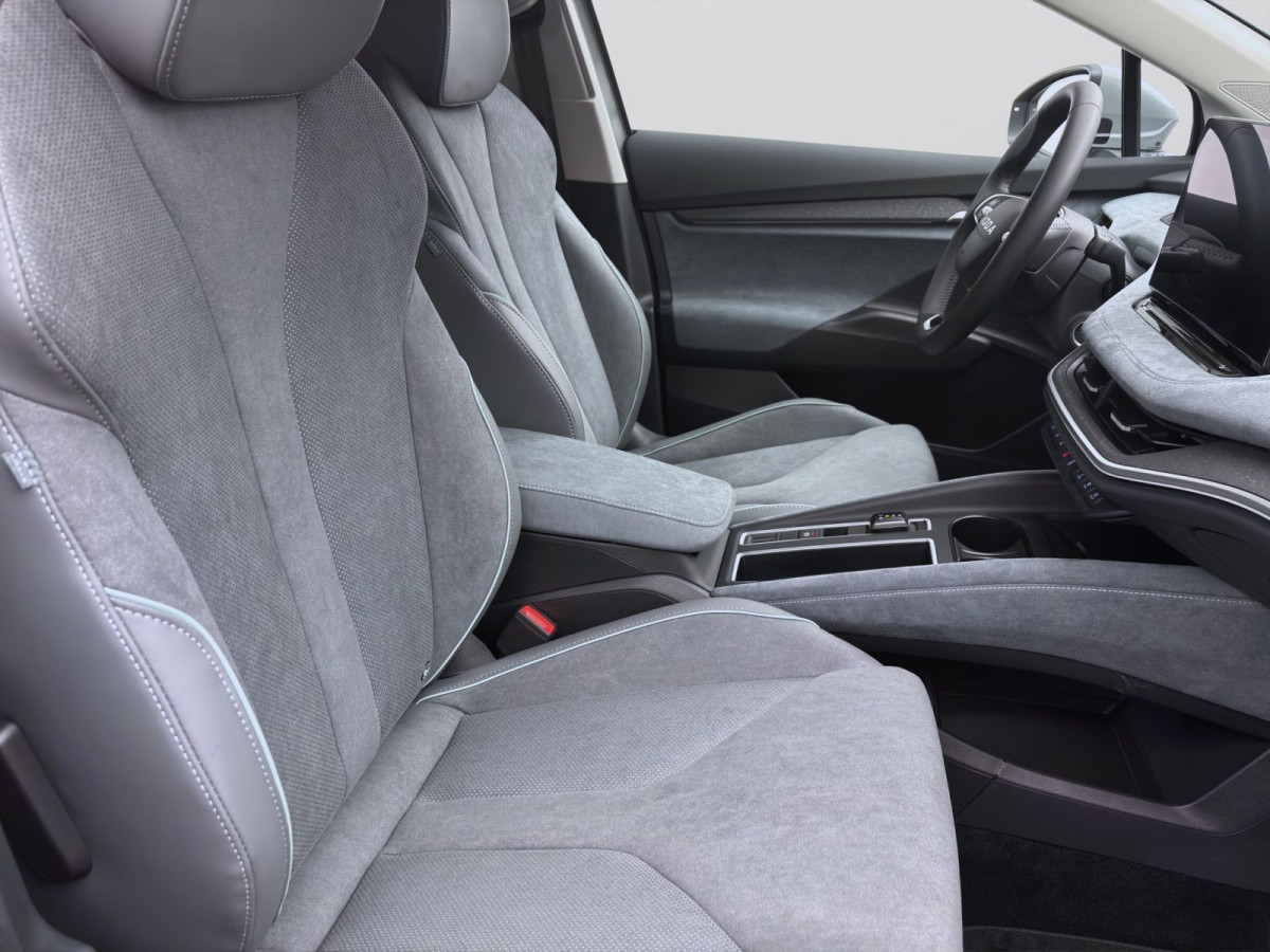 Thumb 15: Škoda ENYAQ 60 CLEVER AHK NAV KAM LED pACC 20" WINTER SMARTL