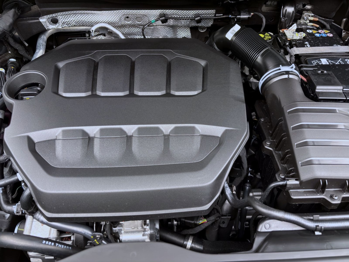 Thumb 17: Škoda KODIAQ RS 4X4 AHK PANO STANDH NAV+ ASSISTENZ+ 360° 20"