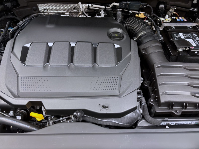 Bild 17: Škoda KAROQ TOUR AHK PANO STANDH NAV KAM pACC ASSISTENZ+