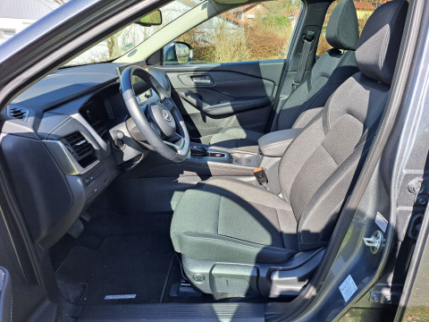 Ansicht 4 - Gebrauchtwagen Fahrzeug, Modell Qashqai der Marke Nissan von Verkäufer Autohaus Roland Stern - Zweigniederlassung der Autohaus MKM Huber GmbH