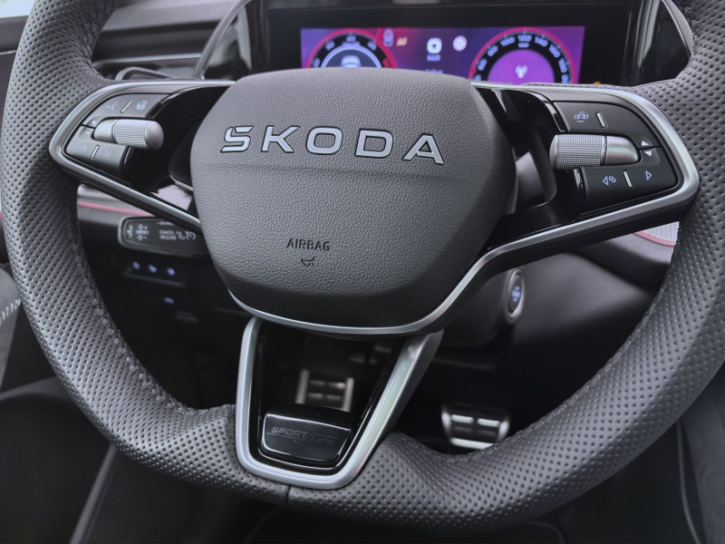 Bild 11: Škoda KODIAQ SPORTLINE 4X4 AHK PANO STANDH NAV+ ASSISTENZ+ KOMFORT+