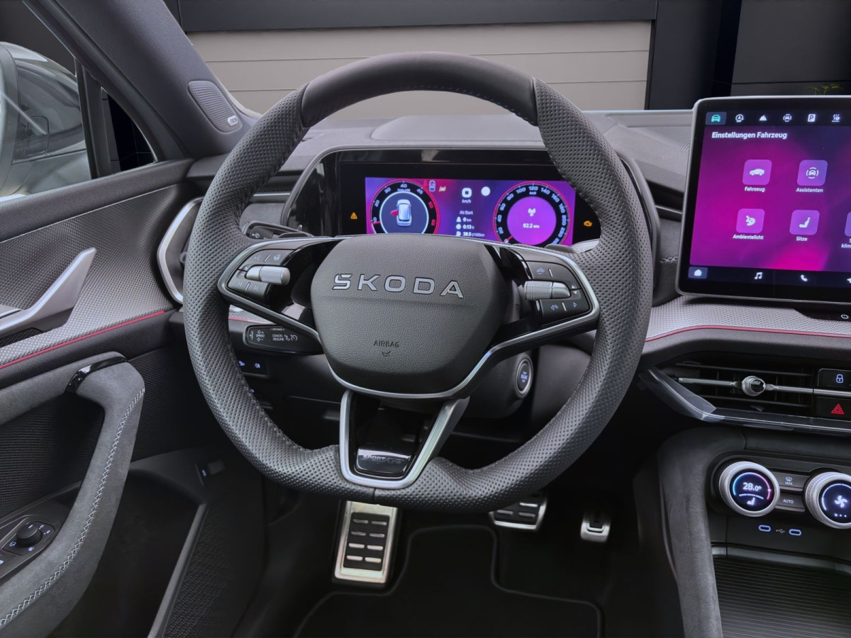 Thumb 10: Škoda KODIAQ SPORTLINE 4X4 AHK PANO STANDH NAV+ ASSISTENZ+ KOMFORT+