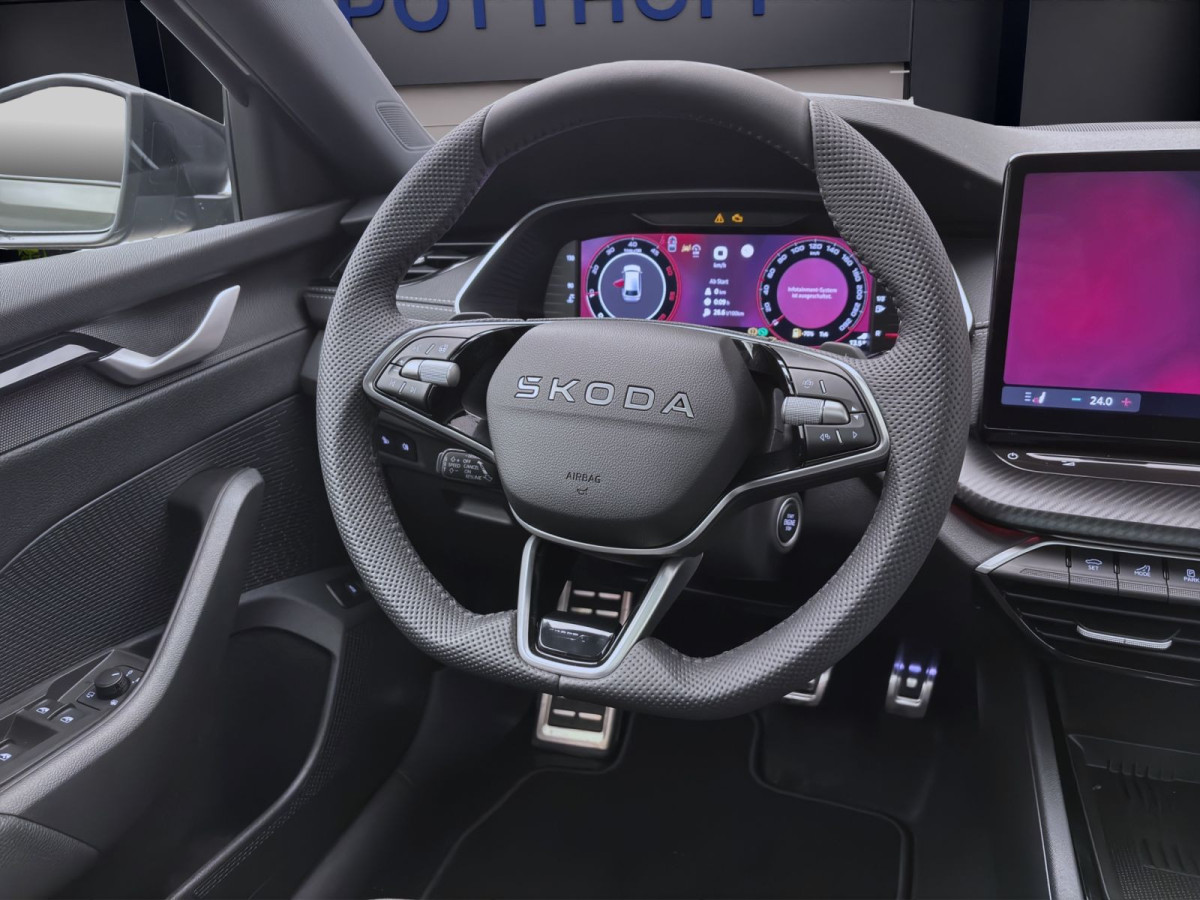 Thumb 10: Škoda OCTAVIA COMBI SPORTLINE AHK PANO NAV+ ASSISTENZ+ LICHT&SICHT+