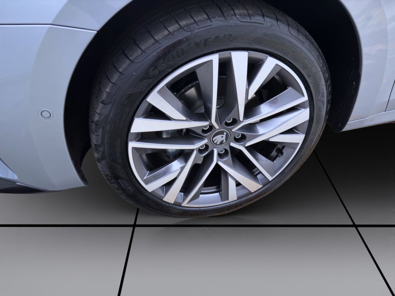 Bild 7: Škoda OCTAVIA COMBI SPORTLINE AHK PANO STANDH HEAD-UP 360° LICHT&SICHT+