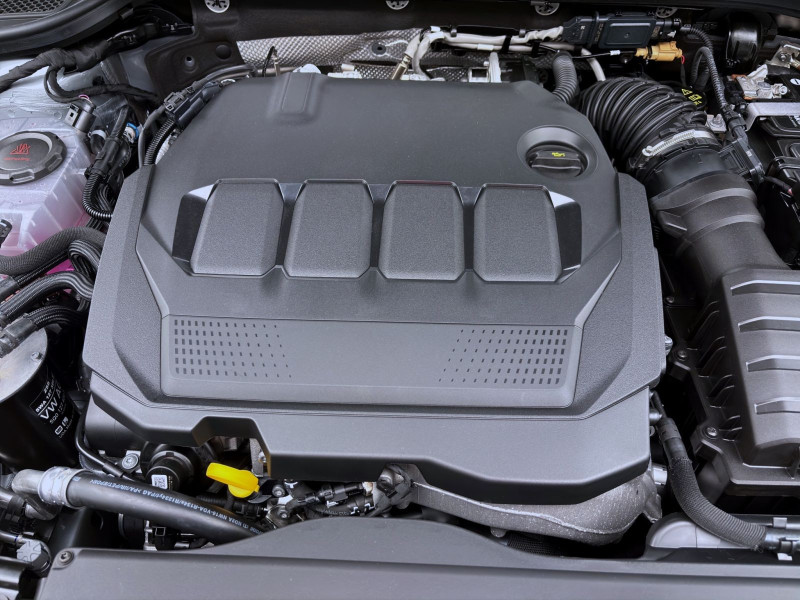 Bild 17: Škoda OCTAVIA COMBI SPORTLINE AHK PANO STANDH HEAD-UP 360° LICHT&SICHT+