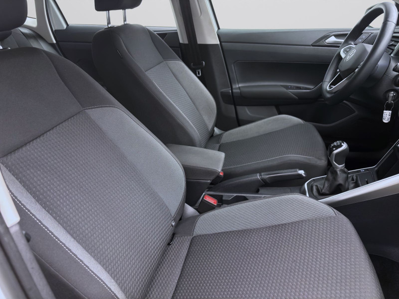 Bild 15: Volkswagen Polo 1.0 MPI LIFE PDC LED KLIMA DAB+