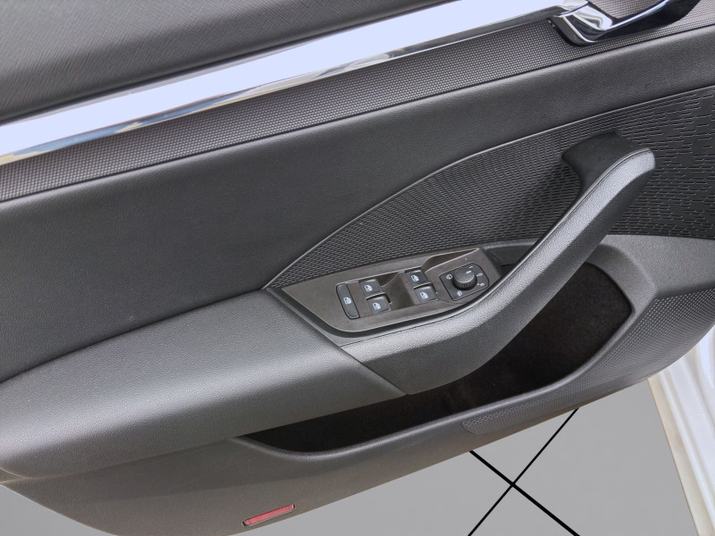 Bild 9: Škoda Octavia Combi 2.0 TDI STYLE NAVI HuD LED SITZHZG