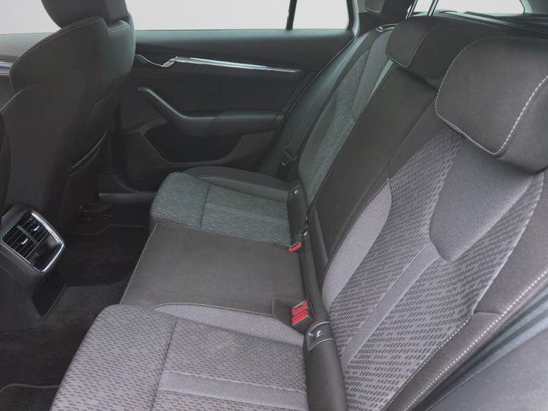 Bild 14: Škoda Octavia Combi 2.0 TDI STYLE NAVI HuD LED SITZHZG