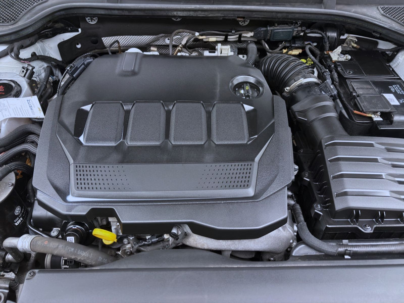 Bild 17: Škoda Octavia Combi 2.0 TDI STYLE NAVI HuD LED SITZHZG