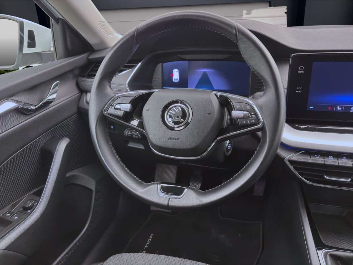 Thumb 10: Škoda Octavia Combi 2.0 TDI STYLE NAVI HuD LED SITZHZG