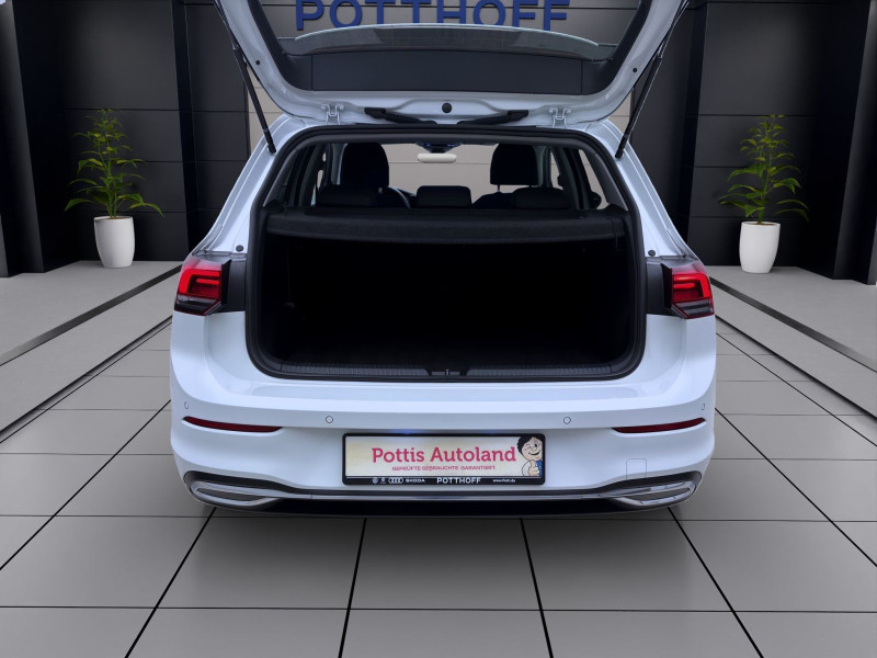 Bild 3: Volkswagen Golf 1.5 TSI ACTIVE STDHZG KAMERA NAVI PDC