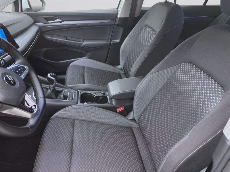Bild 8: Volkswagen Golf 1.5 TSI ACTIVE STDHZG KAMERA NAVI PDC