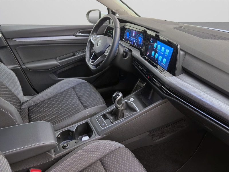 Bild 16: Volkswagen Golf 1.5 TSI ACTIVE STDHZG KAMERA NAVI PDC