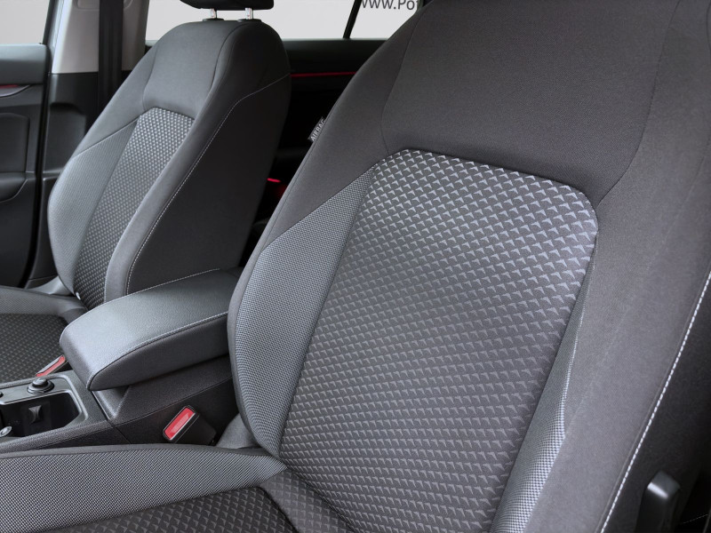 Bild 8: Volkswagen Golf 1.5 TSI ACTIVE STDHZG NAVI KAMERA PDC