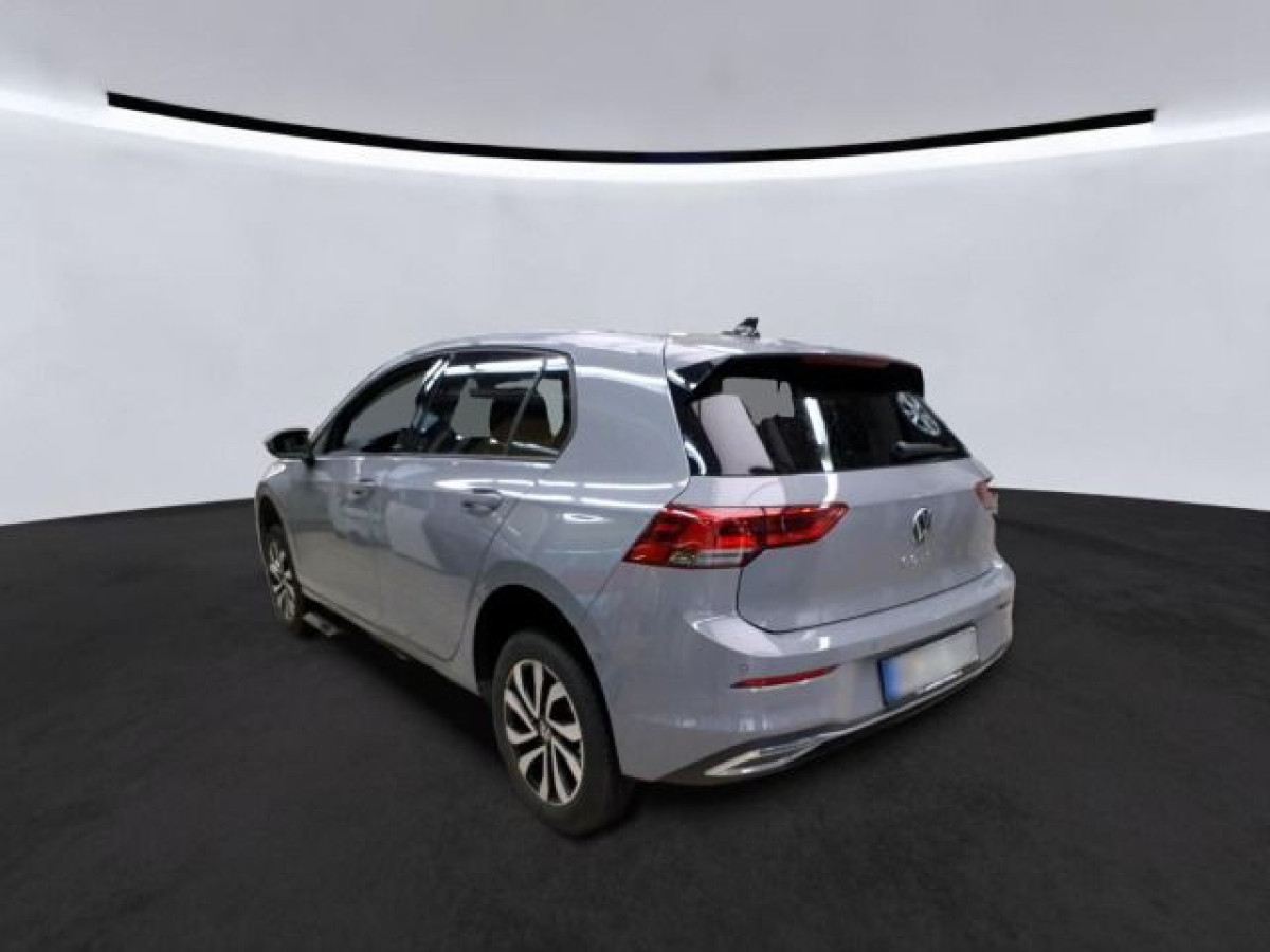 Thumb 1: Volkswagen Golf 1.5 TSI ACTIVE STDHZG NAVI KAMERA PDC