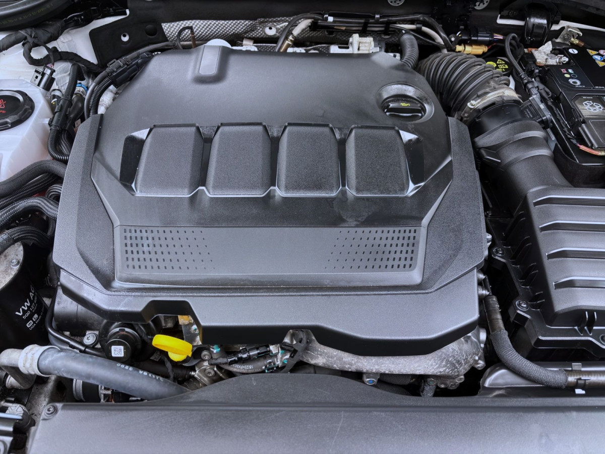 Thumb 17: Škoda Octavia Combi 2.0 TDI DSG STYLE NAVI SITZHZG PDC LED