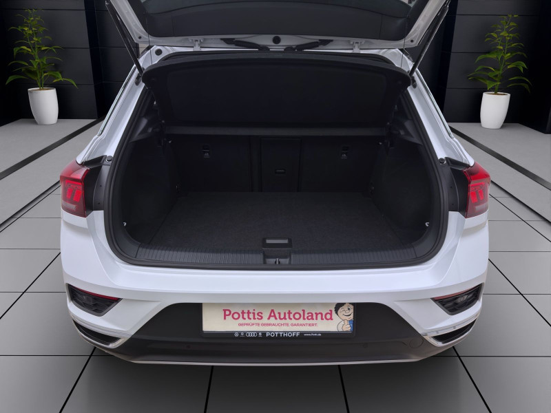 Bild 3: Volkswagen T-Roc 1.5 TSI SPORT AHK PDC LED SITZHZG