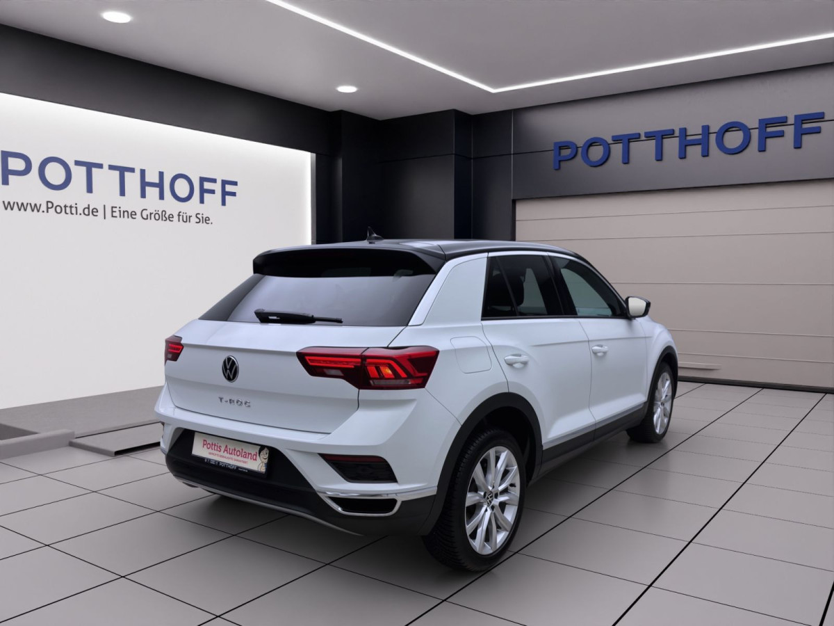 Thumb 4: Volkswagen T-Roc 1.5 TSI SPORT AHK PDC LED SITZHZG