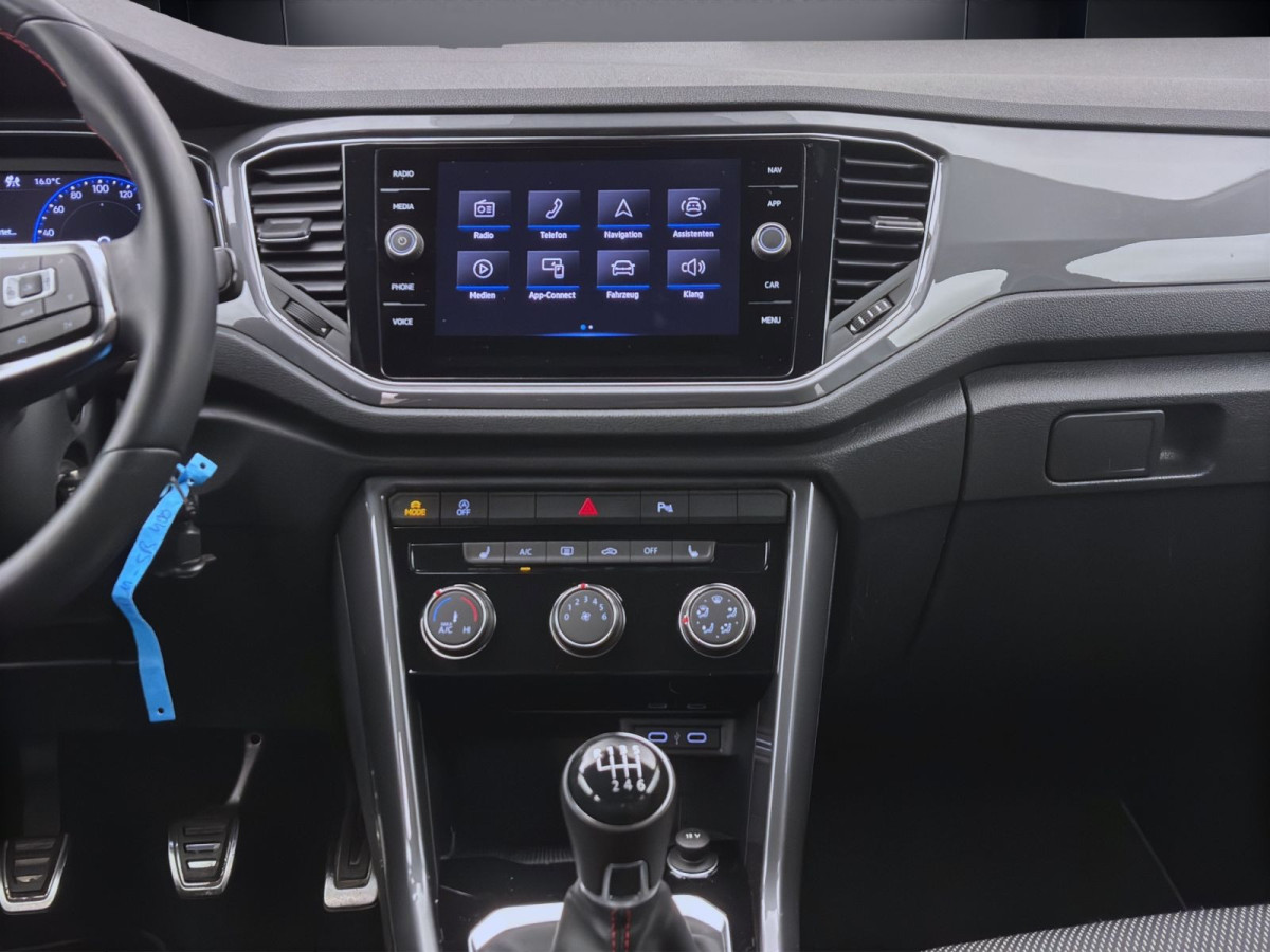 Thumb 13: Volkswagen T-Roc 1.5 TSI SPORT AHK PDC LED SITZHZG