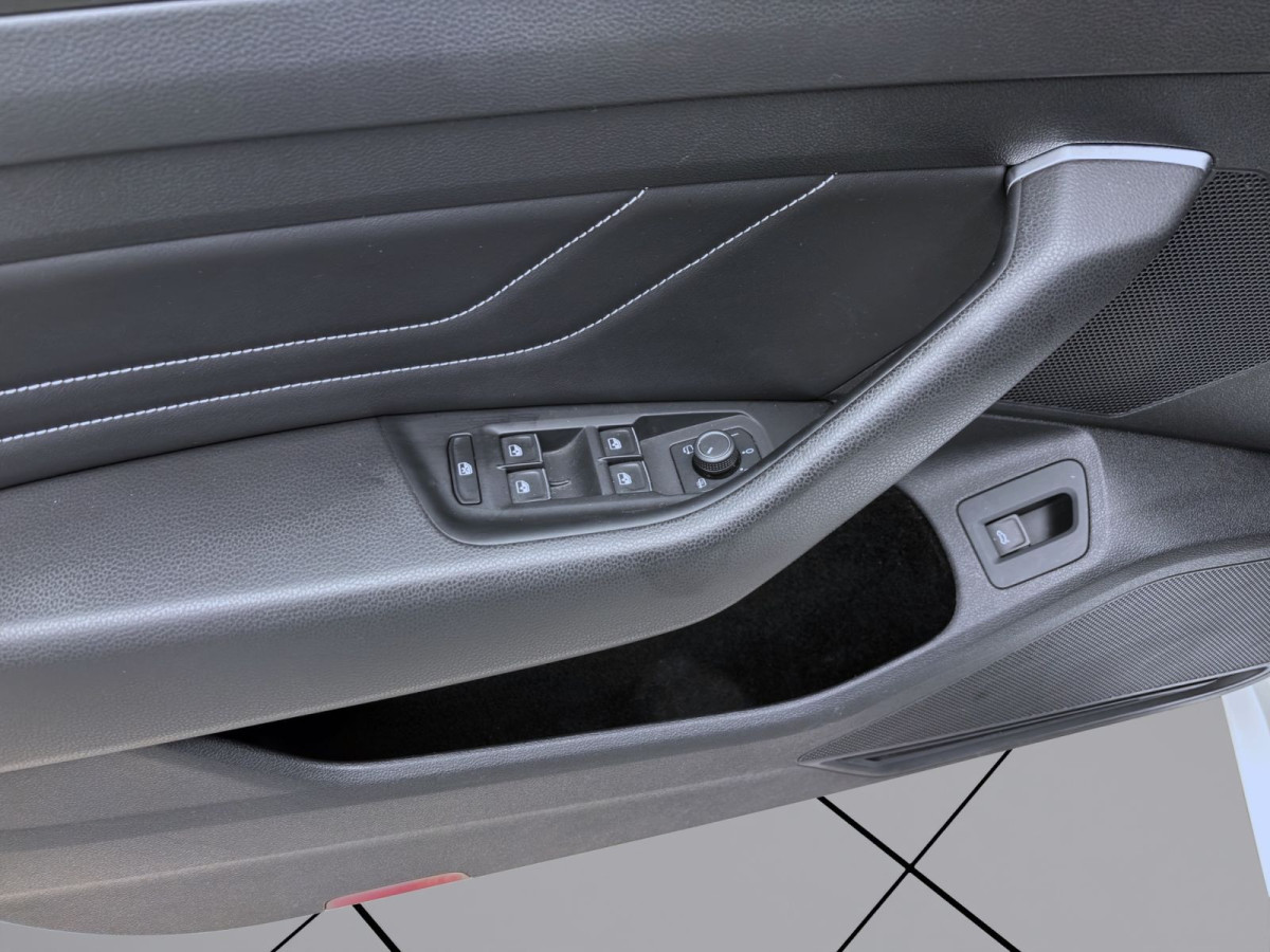 Thumb 9: Volkswagen Arteon Shooting Brake 2.0 TDI DSG R-LINE AHK NAVI KAMERA ACC