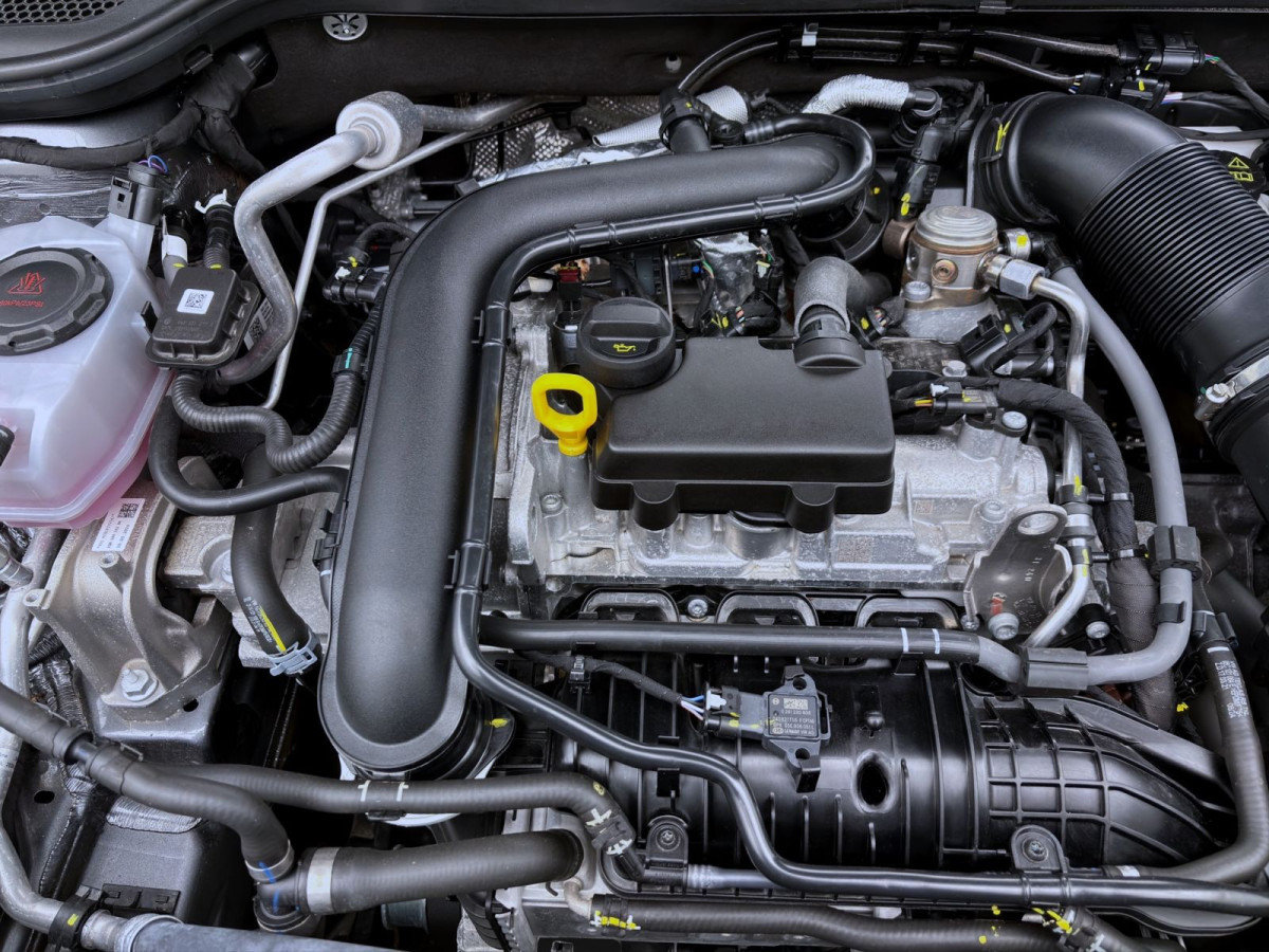 Thumb 17: Škoda Kamiq 1.0 TSI DSG SELECTION KAMERA SITZHZG PDC LED