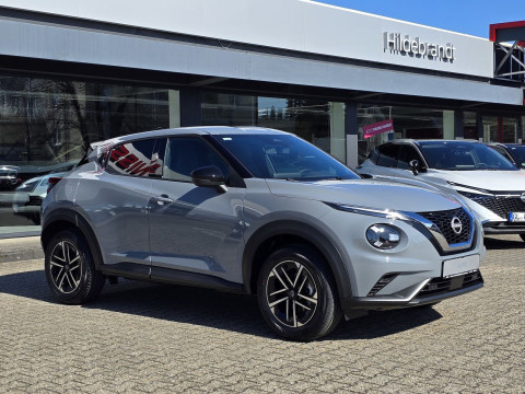 Automodell: Juke in der Farbe grau
