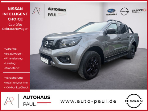 Automodell: Navara in der Farbe grau