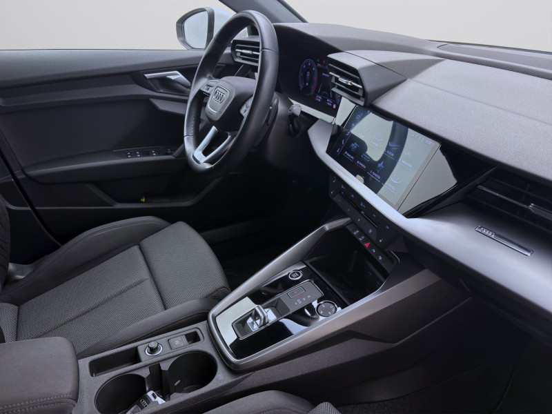 Bild 17: Audi A3 Sportback 30 TDI ADVANCED NAVI SITZHZG VIRTUAL
